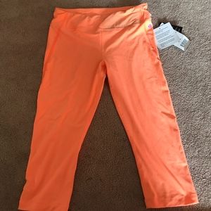 NWT Neon Athletic Orange Coral Leggings Crop
